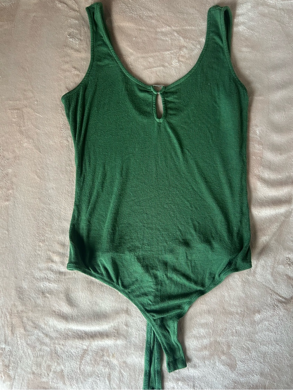 GUESS Green Ribbed Keyhole ring Bodysuit